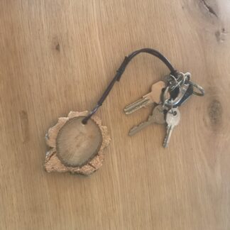 Pendentif en bois de chêne liège