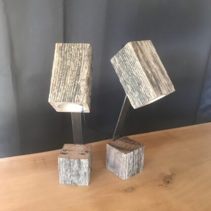 Lampe de bureau en madrier, bois ancien – Image 3