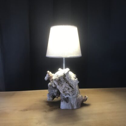 Lampe de chevet en bois flotté "mangroove" – Image 2
