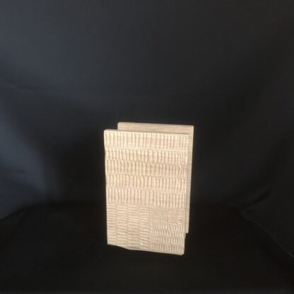 Lampe en chêne à motif gravé Fibonacci – Image 4